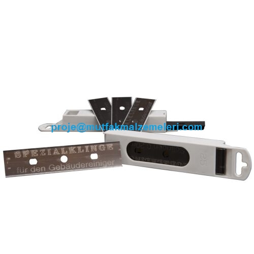 Camlardan boya sıva artığı ve kirleri temizlemek için jilettir