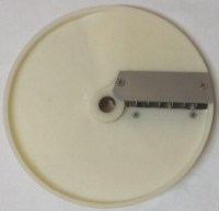 10 mm Kızartmalık Patates Bıçağı:1 cm.lik Patates Kesme Bıçakları 8 mm.lik Patates Dilimleme Bıçakları bölümündeki bu kızartmalık patates dilimleyicisi bıçakla 1 cm.lik (10x10 mm) kızartmalık patates doğrayabilir ayrıca değişik sebzeleri 1 cmlik çubuklar