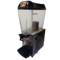 Profesyonel mutfakların tercihi Remta'nın 20 litrelik şerbet ve ayran soğutma makinesi şimdi ikinci el avantajıyla. R134a soğutma sistemine sahip, temizlenmesi kolay ve yüksek kapasiteli bu şerbetlik, yaz aylarında en büyük yardımcınız olacak.