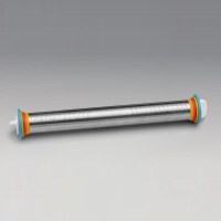 Gıda temasına uygun yüksek kaliteli paslanmaz çelikten üretilen ayarlanabilir merdane, 4 farklı kalınlık halkasıyla hamur açma işlemini standartlaştırır. 35 cm boyuyla hem ev tipi hem de sanayi tipi mutfaklarda börek ve kurabiye yapımı için idealdir.