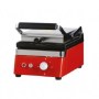 Kırmızı statik boyalı dayanıklı gövdeye sahip, 8 dilim kapasiteli sanayi tipi büfe tost makinesi. Kalın döküm plakaları, ergonomik tutma sapı ve kompakt tasarımıyla 255x435x255 mm ölçülerinde profesyonel pişirme ekipmanı.