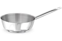 İmalatçısından endüstriyel mutfaklarda sebze ve et soteleme işlemlerinde kullanılan paslanmaz çelik sote tavasının ergonomik sap yapısını ve derinliğini gösteren görsel. Isıyı eşit dağıtan taban yapısı ve kolay yıkanabilir iç yüzey rahatlığı.