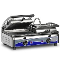 Paslanmaz çelik gövdeli, 20 dilim kapasiteli, özel oluklu döküm pleyt yüzeyine sahip, çift kapaklı ve ergonomik saplı endüstriyel tip elektrikli iki kapaklı tost makinesi.