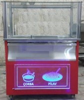 Seyyar pilav arabaları paslanmaz pilav tezgahlarından bu ciğer pilav tezgahının imalatı 120x65 cm ölçüsünde yapılmıştır.Ciğer pilav arabası dışında çorba pilav arabası, ahşap pilav arabası satışımız vardır