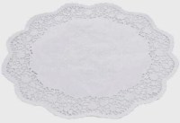 Kağıt pasta altıkları dantelli kağıttan turta altlığı modellerinden büyük dantelli pasta altlığının imalatı 38 cm ölçüsünde yapılmış olup pastaları turtaları tabaklarda gösterişli pasta servisi ve pasta sunumu imkanı verir