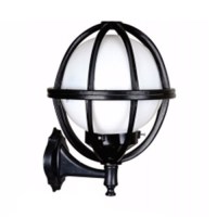 Dış mekan şartları için özel üretilen duvara monte bahçe lambası, paslanma ve renk atması yapmayan ABS plastik malzemeden imal edilmiştir.