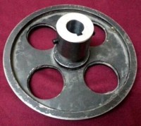 Et Kemik Kesme Makinası Yedek Parçası:Motorlu kemik kesme makinaları parçaları donmuş et kesme makineleri yedek parçalarından Mateka kemik kesme makinaları fabrikası imalatı orijinal Mateka donmuş et kemik kesme makinası kasnağı parçası Mateka KT-21T mod