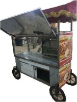 Köfteci Arabası:Seyyar köfte arabaları bölümündeki bu paslanmaz köfte satış arabası haricinde ahşap köfte satış arabası imalatı da vardır. 3 tekerlekli köfte arabası haricindeki diğer köfte satış arabası çeşitleri 2 tekerli köfte arabası 4 tekerli köfte 