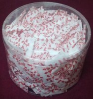 Küçük Paket Tuz:Paketli servis tuzları stick tuzlar mini tip tuz paketlerinden bu tuz paketinde küçük küçük 1 gr.lık stick paketler halinde ambalajlı 1 kiloluk tuz bulunmaktadır - Küçük paket tuz satışı 0212 2370749