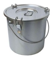 36 cm çapında ve 36 cm yüksekliğinde, 36 litre hacimli, kilitli kapaklı ve taşıma kulplu profesyonel paslanmaz çelik yemek sevk ve dağıtım kazanı.
