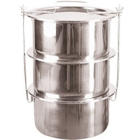 18 cm çapında, 8 cm derinliğinde, 3 adet üst üste geçebilen kilitli ve kulplu profesyonel sanayi tipi paslanmaz çelik sefer tası seti.