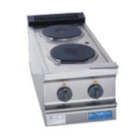 40x55x30 cm ölçülerinde, 304 kalite paslanmaz çelik gövdeli çift gözlü elektrikli pleyt ocak. Bağımsız kademeli ısı ayarı, yuvarlak pleyt ısıtıcılar ve 17 kg ağırlığında kompakt setüstü tasarım. Profesyonel mutfaklar için güvenilir pişirme ünitesi.