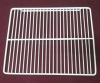 BRS 38x61.5 model şişe soğutucu ve buzdolabı rafı. 61,5x38 cm ölçülerinde, paslanmaya dayanıklı kaplama. Market, bakkal, kasap ve ev tipi buzdolapları için yüksek taşıma kapasiteli orijinal istifleme rafı.