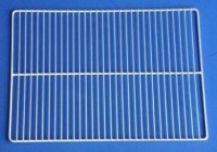 Tel Buzdolabı Rafı:Endüstriyel tel buzdolabı rafları sanayi tipi buzdolap tel raflarından bu tel buzdolabı rafının üretimi 37x52 santim ölçüsünde yapılmış olup beyaz plastifiye kaplıdır.Tel buzdolabı rafını ev tipi buzdolabı rafı kebapçı buzdolabı tel ra